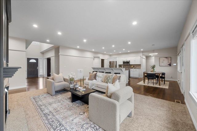 2306 W Rainier Ct, Spokane, WA 99208