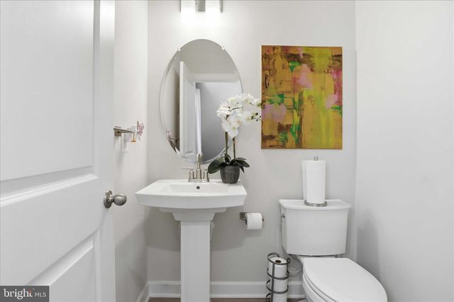 2861 HOKIE LN, Alexandria, VA 22306