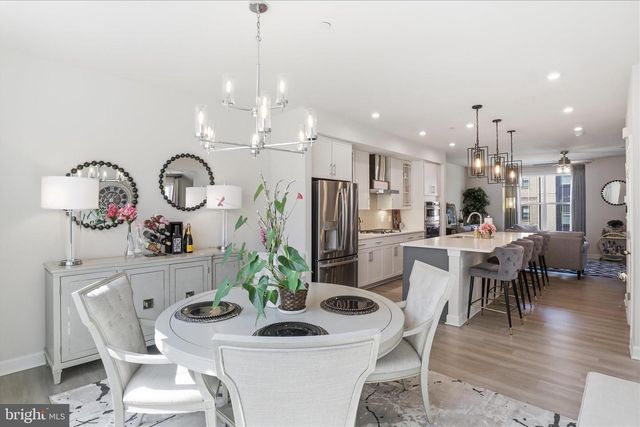 2861 HOKIE LN, Alexandria, VA 22306