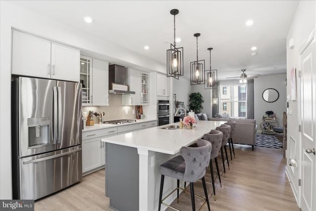 2861 HOKIE LN, Alexandria, VA 22306