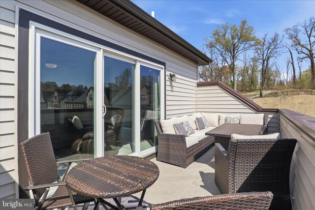 2861 HOKIE LN, Alexandria, VA 22306