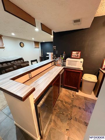 2140 SW 16Th Street, Lincoln, NE 68522