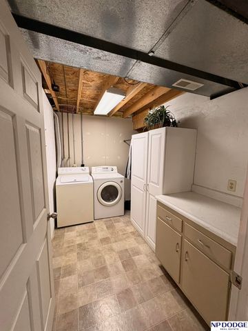 2140 SW 16Th Street, Lincoln, NE 68522