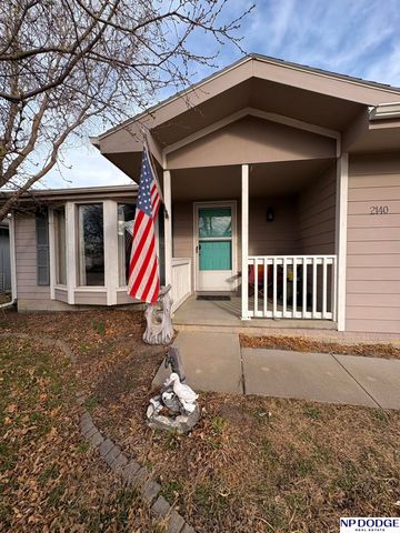 2140 SW 16Th Street, Lincoln, NE 68522
