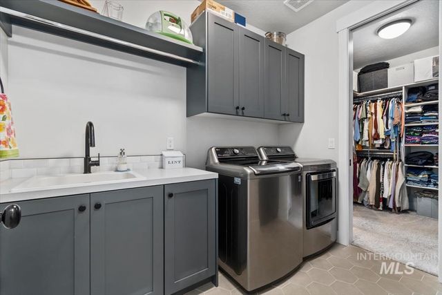 10393 Millgrain St., Nampa, ID 83687