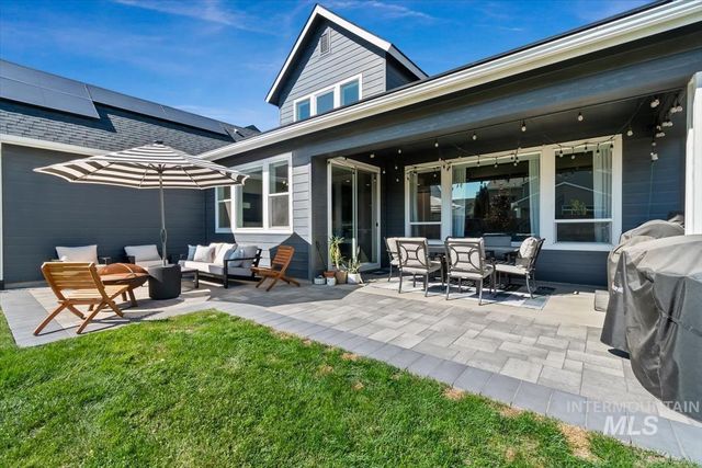 10393 Millgrain St., Nampa, ID 83687