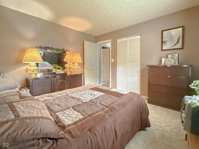 9832 5th Street, Taylorsville, IN 47280