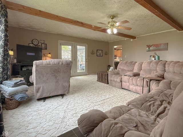 9832 5th Street, Taylorsville, IN 47280
