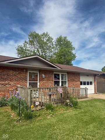 9832 5th Street, Taylorsville, IN 47280