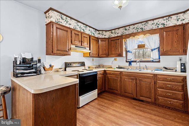 12530 SEAVOLT RD, Hancock, MD 21750