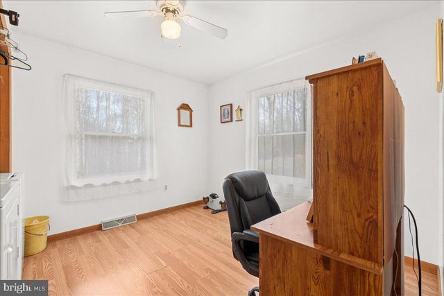 12530 SEAVOLT RD, Hancock, MD 21750