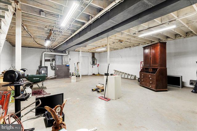 12530 SEAVOLT RD, Hancock, MD 21750