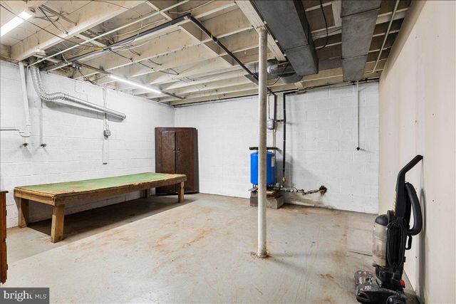 12530 SEAVOLT RD, Hancock, MD 21750