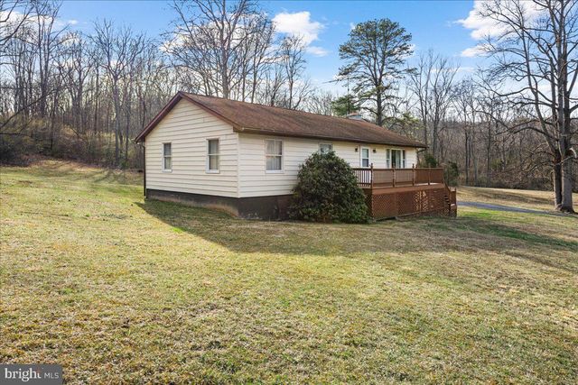 12530 SEAVOLT RD, Hancock, MD 21750