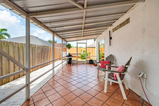 4909 70TH STREET E, Palmetto, FL 34221
