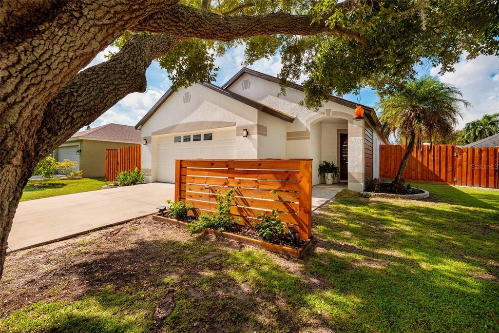 4909 70TH STREET E, Palmetto, FL 34221