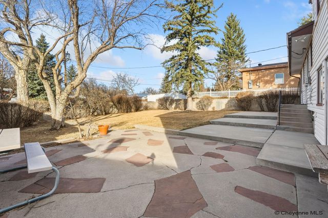 3520 ESSEX RD, Cheyenne, WY 82001
