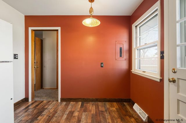 3520 ESSEX RD, Cheyenne, WY 82001