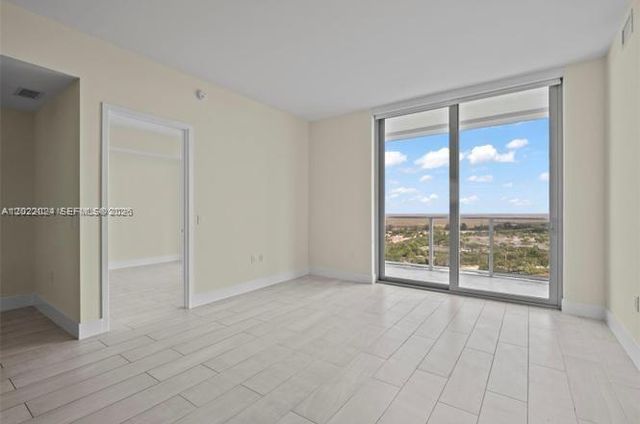 2000 Metropica Way 2202, Sunrise, FL 33323
