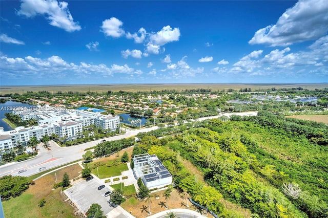 2000 Metropica Way 2202, Sunrise, FL 33323