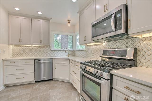 2250 NE 175th Street, Shoreline, WA 98155