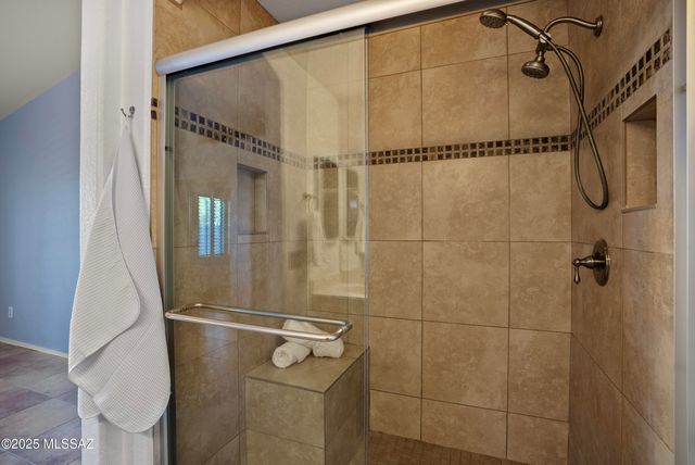 7620 W Running Bear Drive, Tucson, AZ 85743