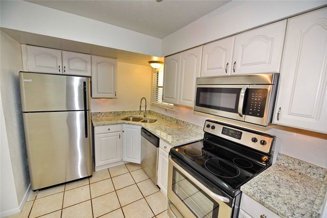 4033 Gilbert Avenue 205, Dallas, TX 75219