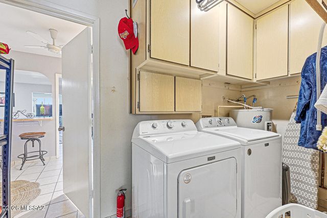 569 W Ocotillo Place, Green Valley, AZ 85614