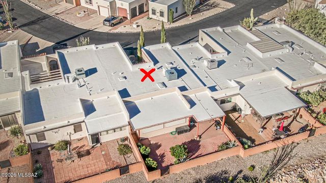 569 W Ocotillo Place, Green Valley, AZ 85614
