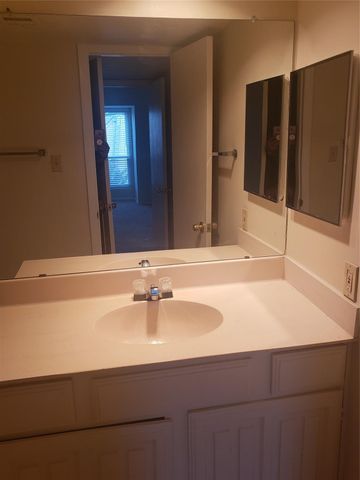 16120 Stuebner Airline Road 603, Spring, TX 77379