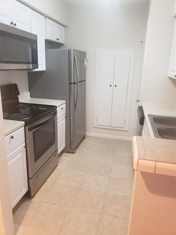 16120 Stuebner Airline Road 603, Spring, TX 77379