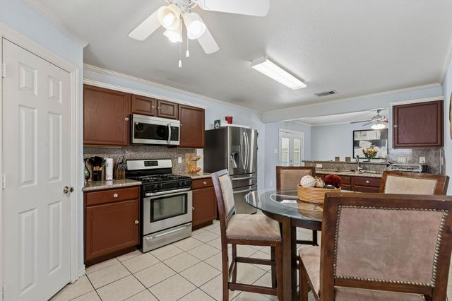 7118 Rising Brook Drive, Cypress, TX 77433