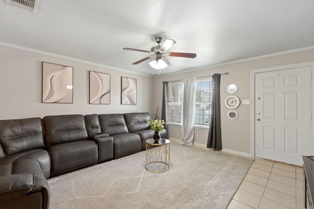 7118 Rising Brook Drive, Cypress, TX 77433