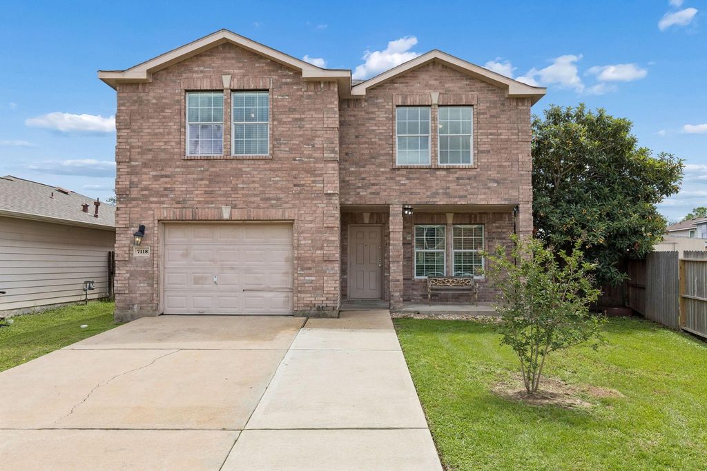 7118 Rising Brook Drive, Cypress, TX 77433