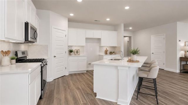70 Acadian Road, Statham, GA 30666