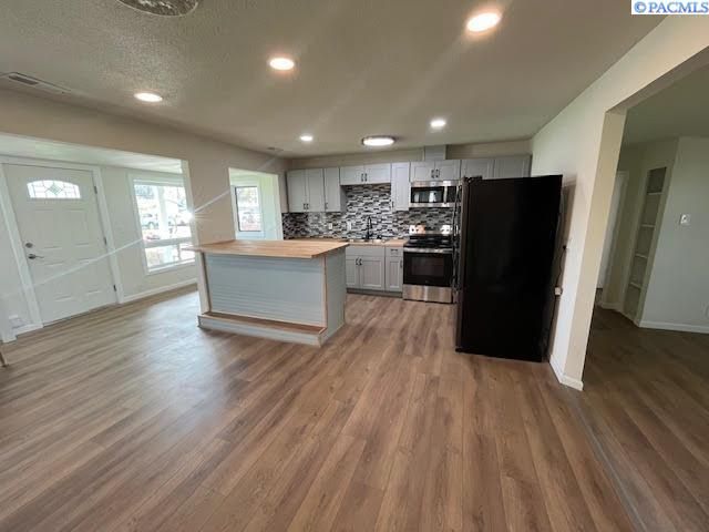 1414 S Fir St., Kennewick, WA 99337