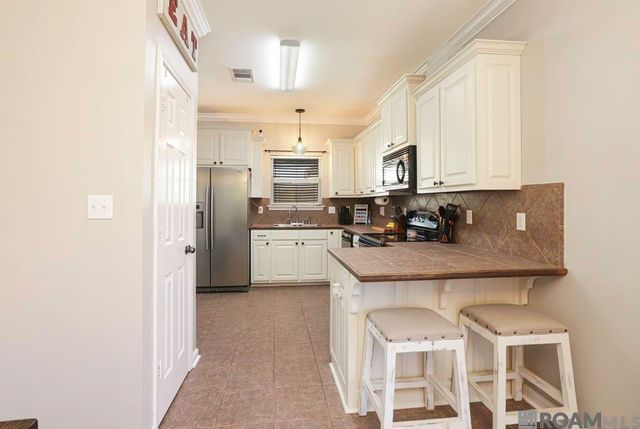 14469 Essen Terrace Dr, Gonzales, LA 70737