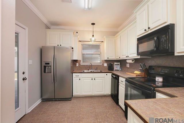 14469 Essen Terrace Dr, Gonzales, LA 70737