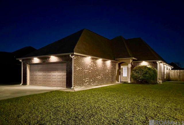 14469 Essen Terrace Dr, Gonzales, LA 70737