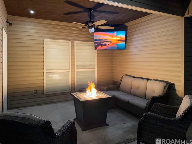 14469 Essen Terrace Dr, Gonzales, LA 70737