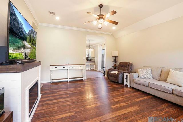 14469 Essen Terrace Dr, Gonzales, LA 70737