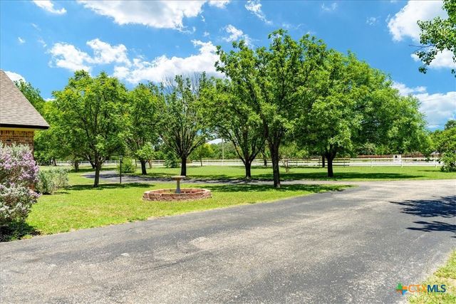13650 Blackberry Road, Salado, TX 76571