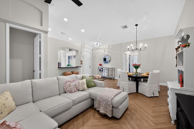 2159 MAN OF WAR, West Palm Beach, FL 33411