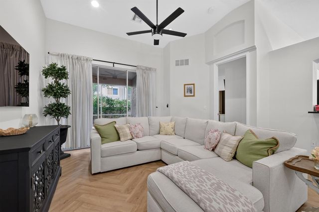 2159 MAN OF WAR, West Palm Beach, FL 33411