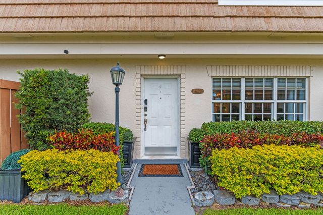 11625 Winchester Drive C, Palm Beach Gardens, FL 33410