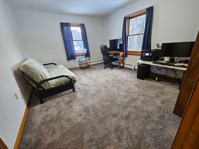 61 Randall Wood Dr, Montague, MA 01351