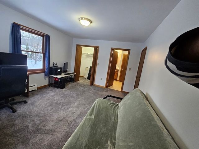 61 Randall Wood Dr, Montague, MA 01351