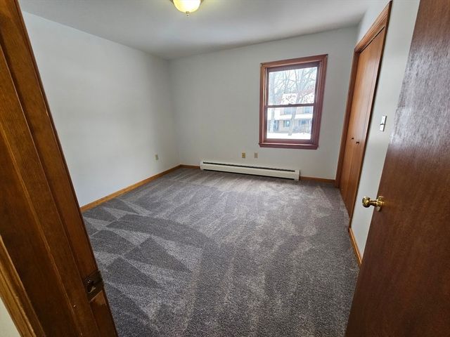 61 Randall Wood Dr, Montague, MA 01351