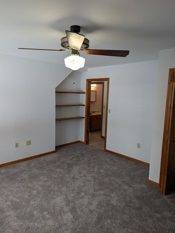 61 Randall Wood Dr, Montague, MA 01351