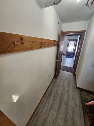 61 Randall Wood Dr, Montague, MA 01351